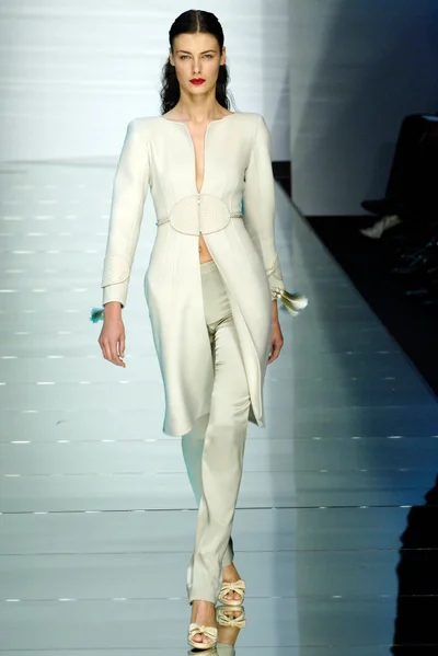 Look 25